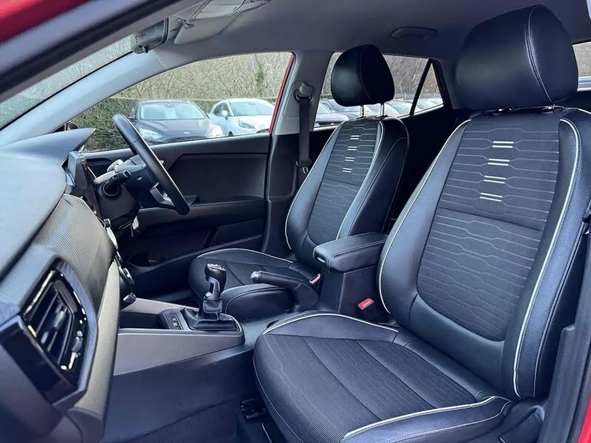 2021-kia-stonic-10-t-gdi-gt-line-big-16