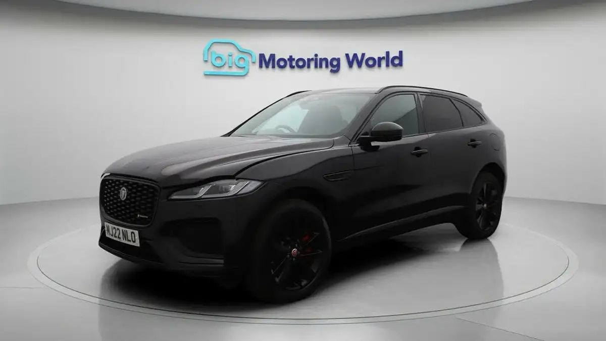 2022-jaguar-f-pace-20-p250-r-dynamic-black-big-3