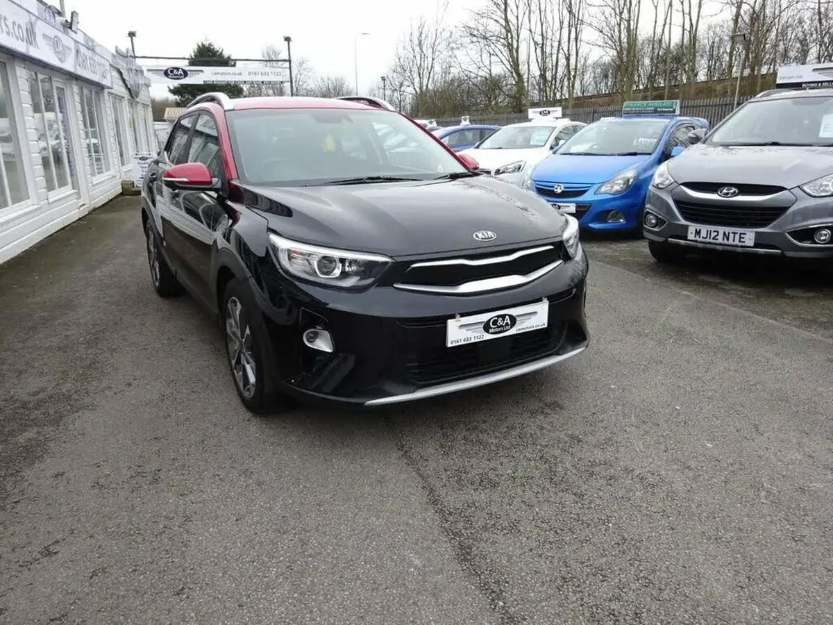 2020-kia-stonic-10-t-gdi-4-dct-big-0