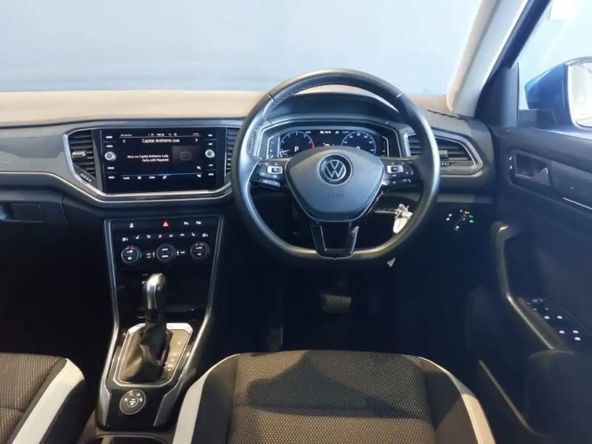 2021-volkswagen-t-roc-20-tsi-sel-big-6