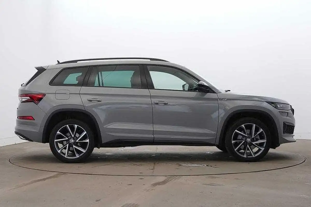 2024-skoda-kodiaq-20tdi-sportline-200ps-scr-big-3