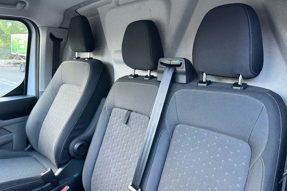 2023-ford-transit-custom-20tdci-300-l1h1-limited-136pseu6e-panel-van-1996cc-auto-big-10