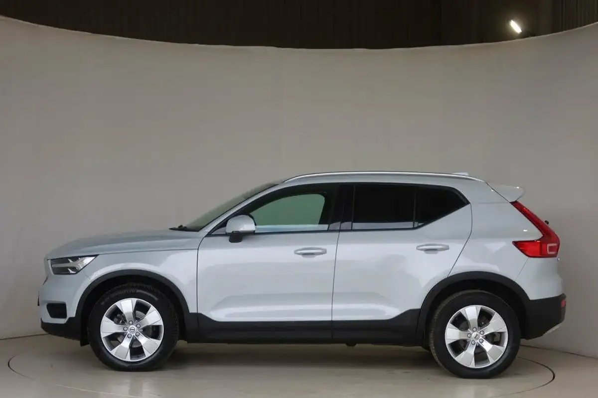 2021-volvo-xc40-15-t3-momentum-163bhp-geartronic-big-9