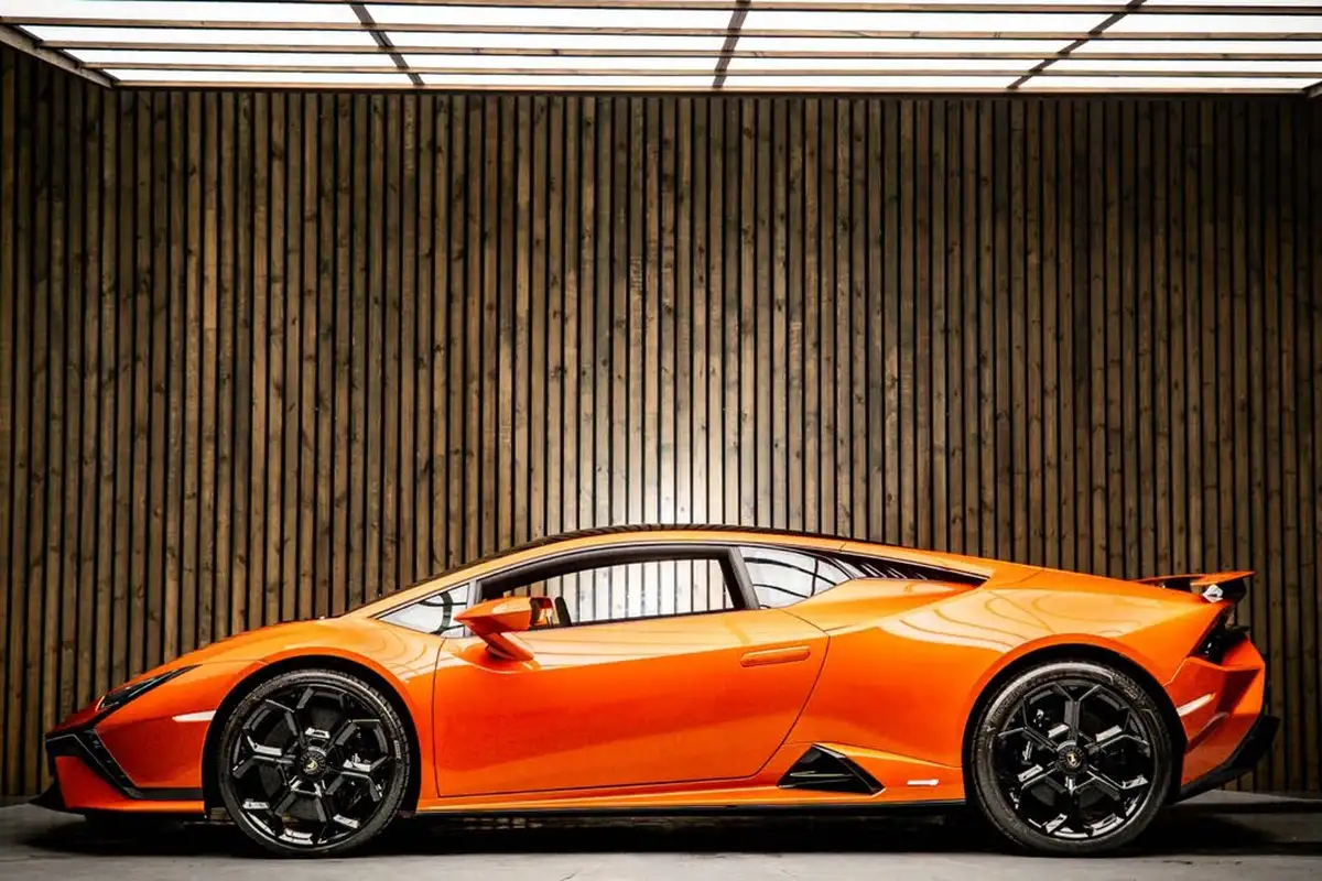 2023-lamborghini-huracan-52-tecnica-big-6
