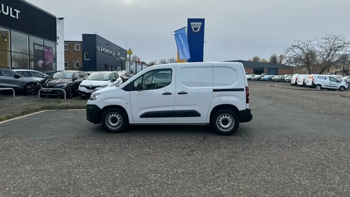 2024-citroen-berlingo-big-5