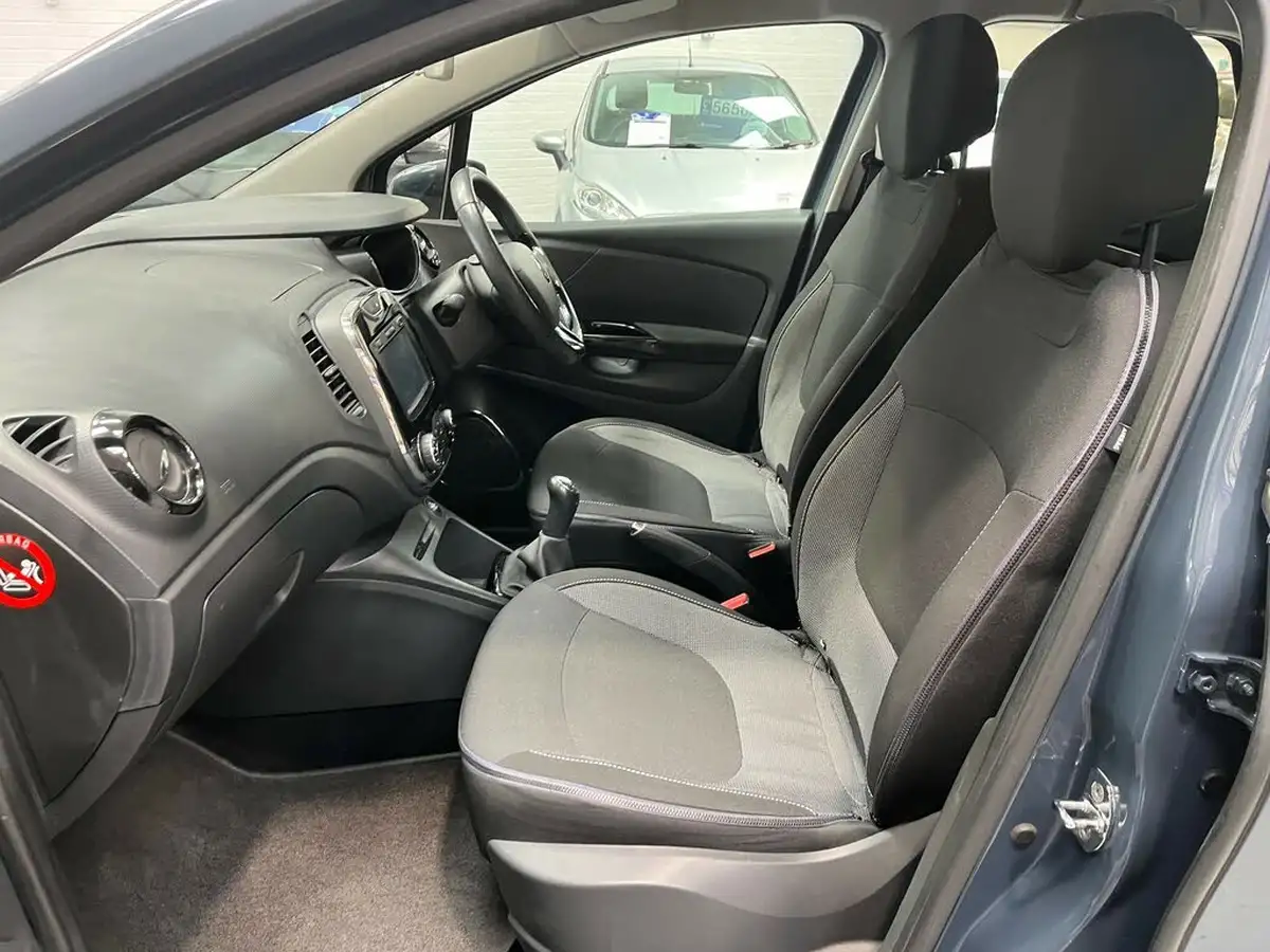 2014-renault-captur-15dci-dynamique-90bhp-energyss-big-15