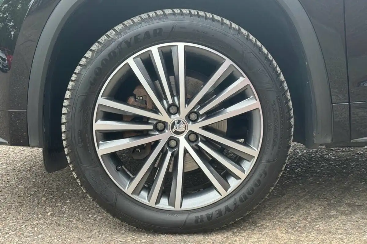 2020-skoda-kodiaq-20tdi-laurin-klement-150ps-dsg-big-45