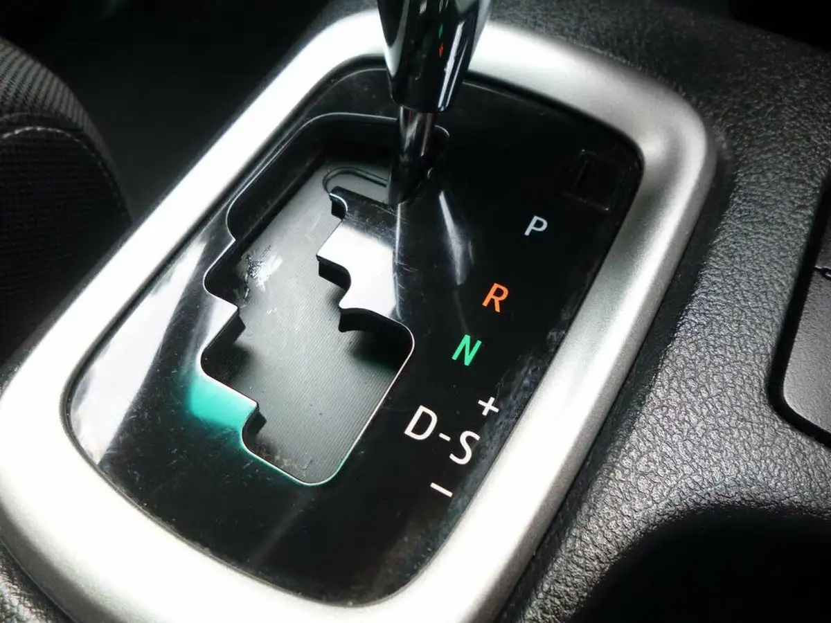 2021-toyota-hi-lux-24d-4d-icon-150hpeu6dt-e-auto-big-54