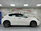 2011-alfa-romeo-giulietta-14-veloce-multiair-170bhp-small-8