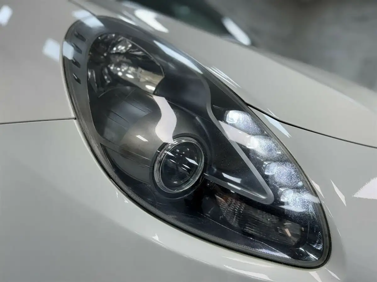 2011-alfa-romeo-giulietta-14-veloce-multiair-170bhp-big-21
