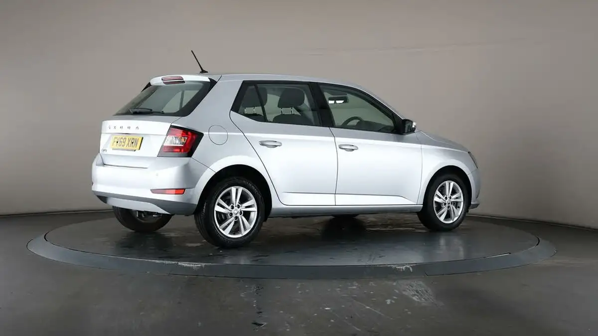 2019-skoda-fabia-10-mpi-se-60ps-hatchback-big-62