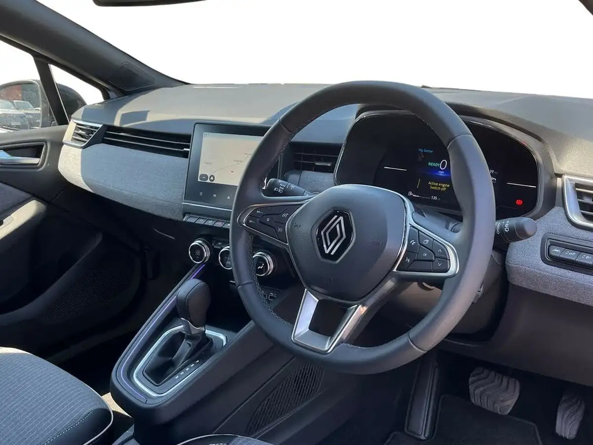 2024-renault-clio-16-techno-big-5