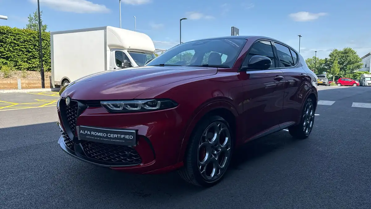 2024-alfa-romeo-tonale-15-tributo-italiano-big-6