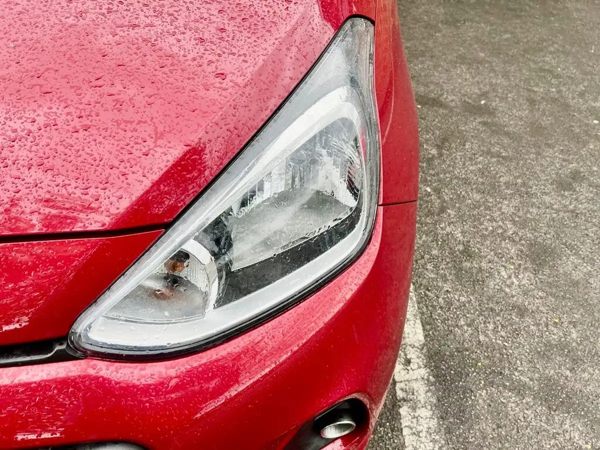 2017-hyundai-i10-10-premium-big-24