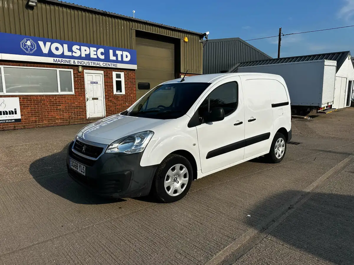 2018-peugeot-partner-16bluehdi-professional-l1-stop-start-big-4