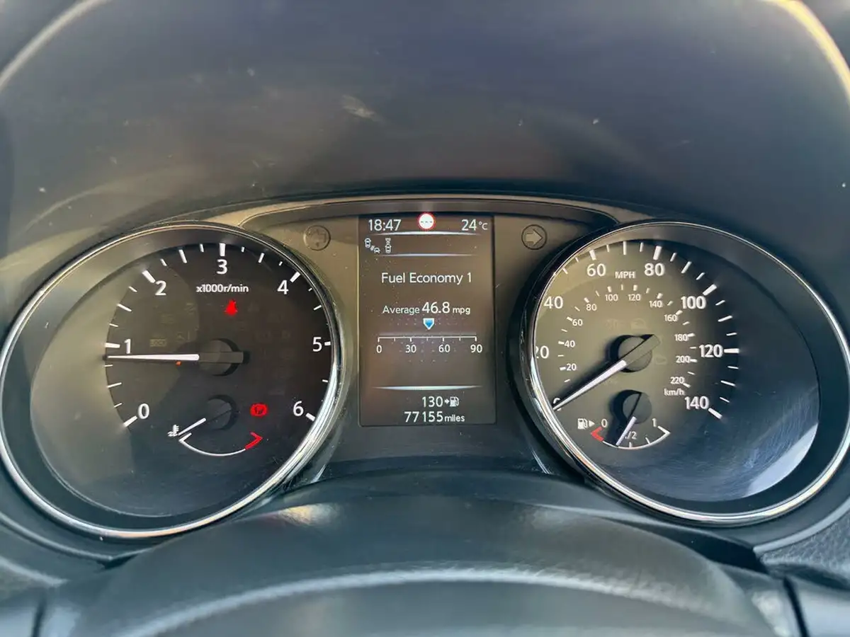 2016-nissan-qashqai-16dci-tekna-4x4-big-55