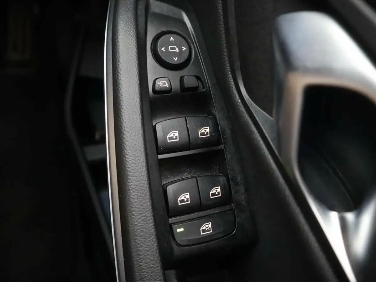 2019-bmw-3-series-20-330e-m-sport-plus-pack-big-36