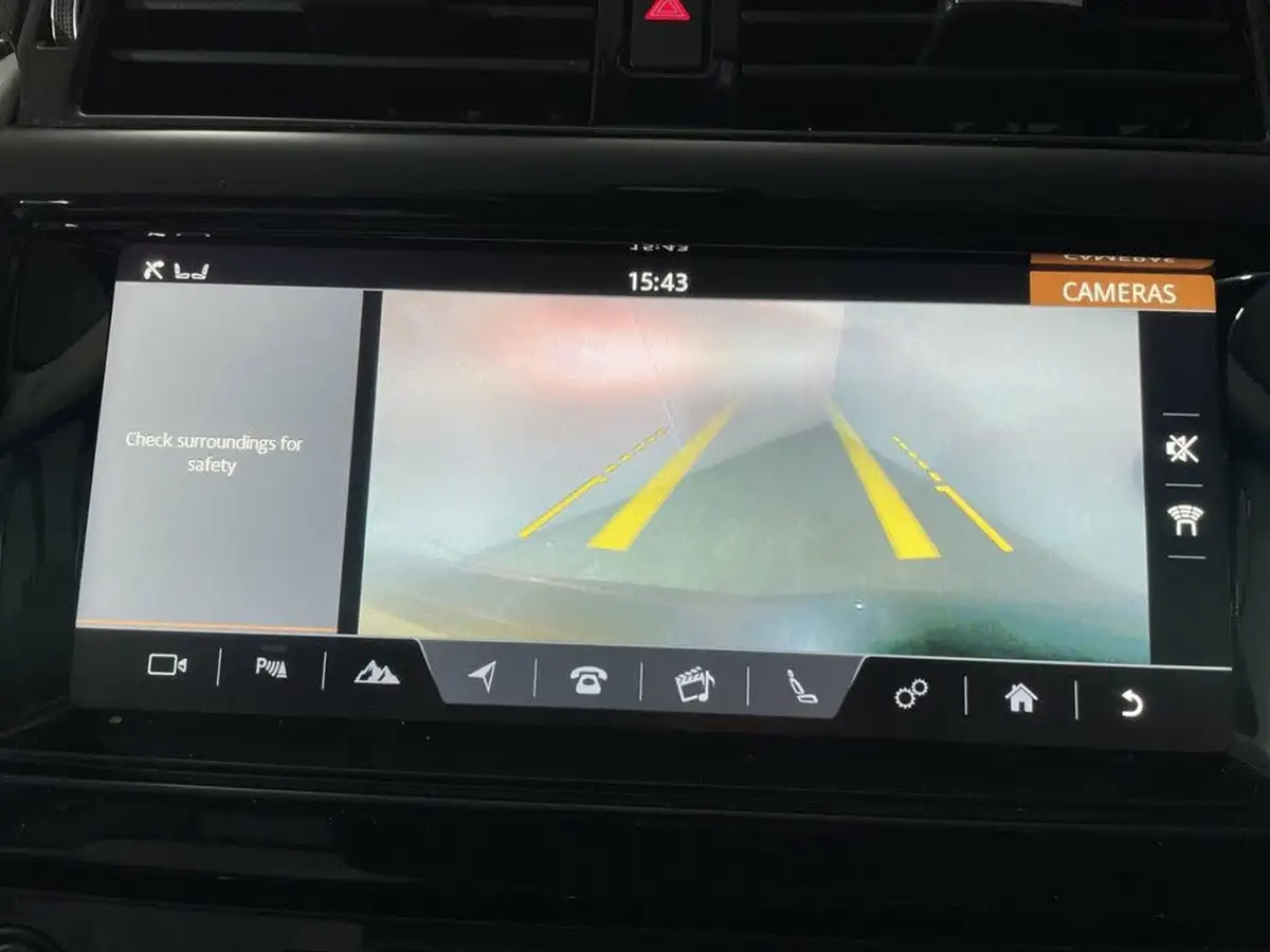 2017-land-rover-discovery-20sd4-hse-240ps-awd-station-wagon-5d-auto-big-27