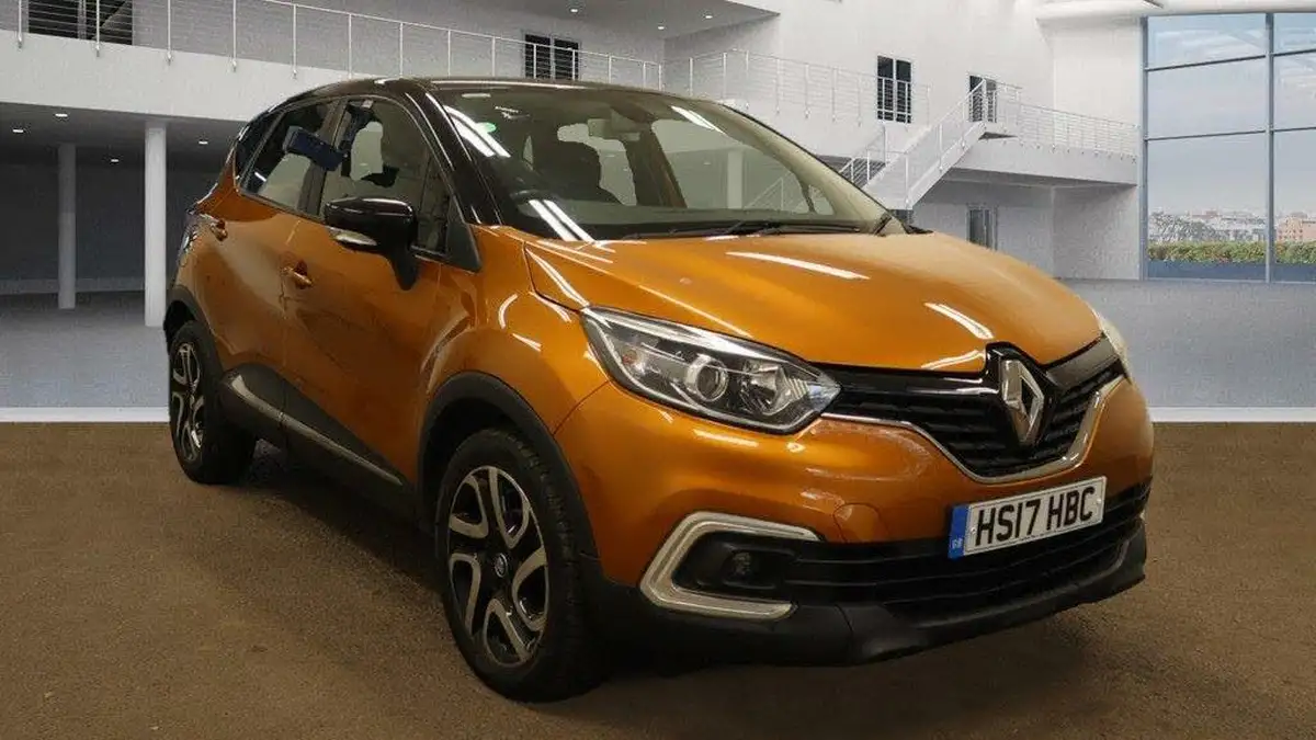 2017-renault-captur-09-tce-dynamique-nav-big-0