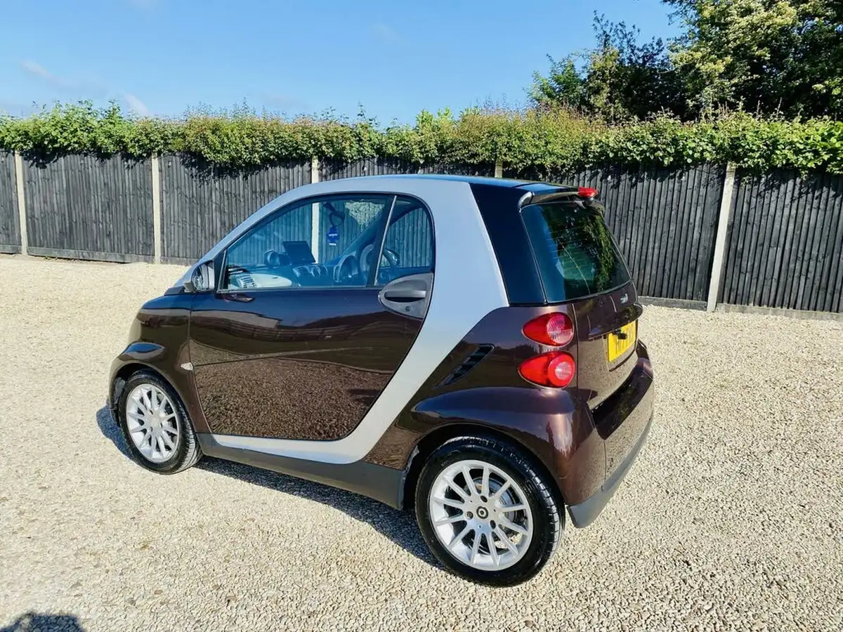 2009-smart-fortwo-10-passion-71bhp-coupe-big-5