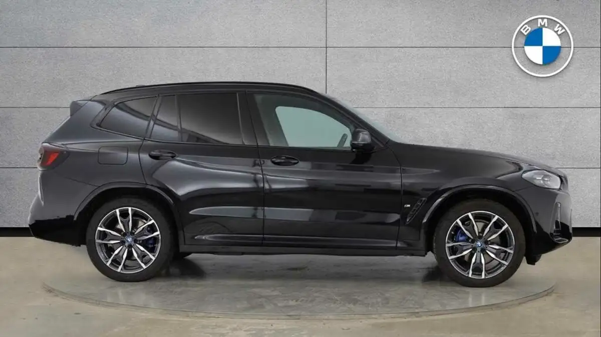 2024-bmw-x3-20-30e-xdrive-m-sport-big-3