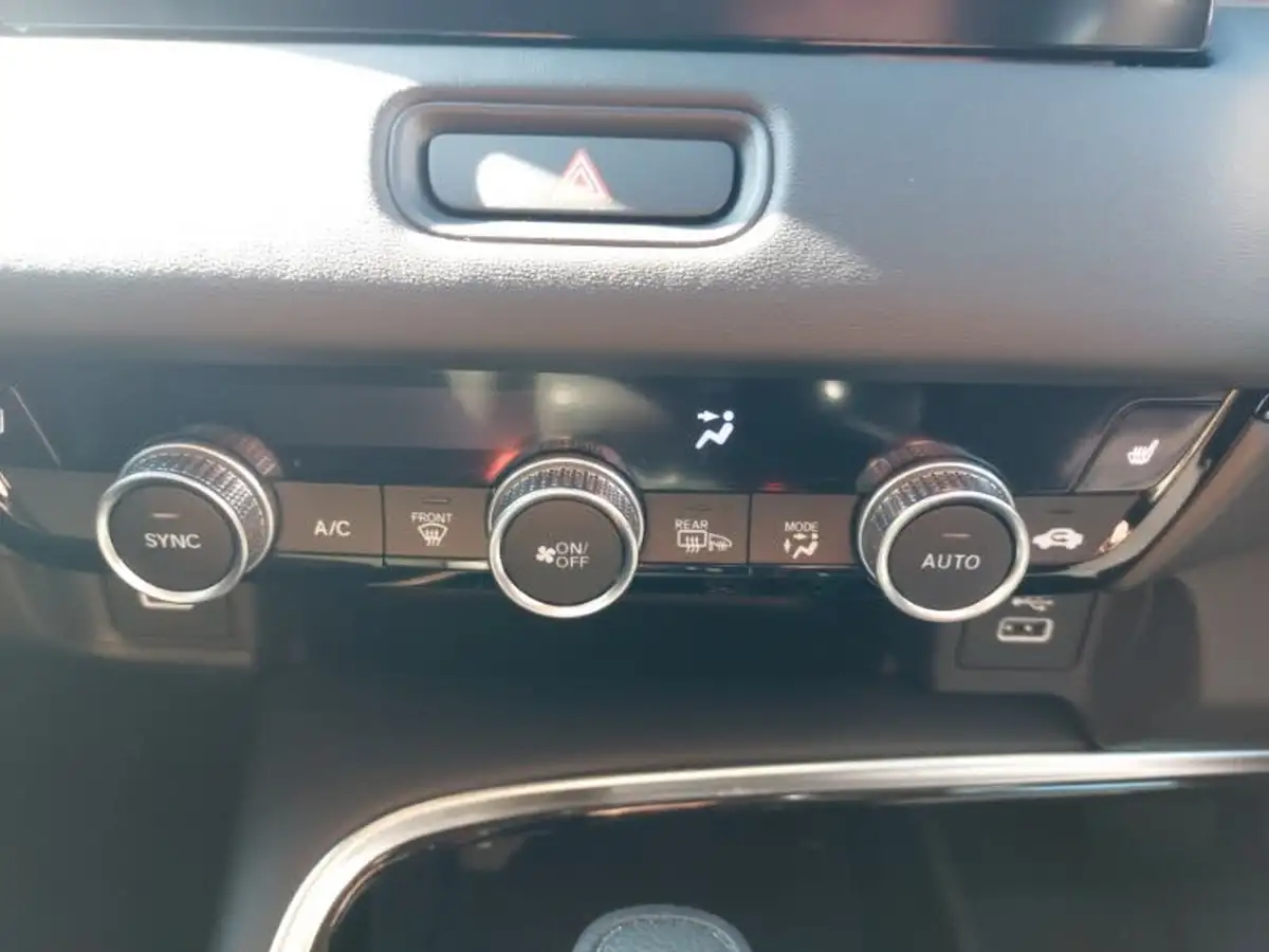2022-honda-hr-v-15-i-mmd-advance-big-11