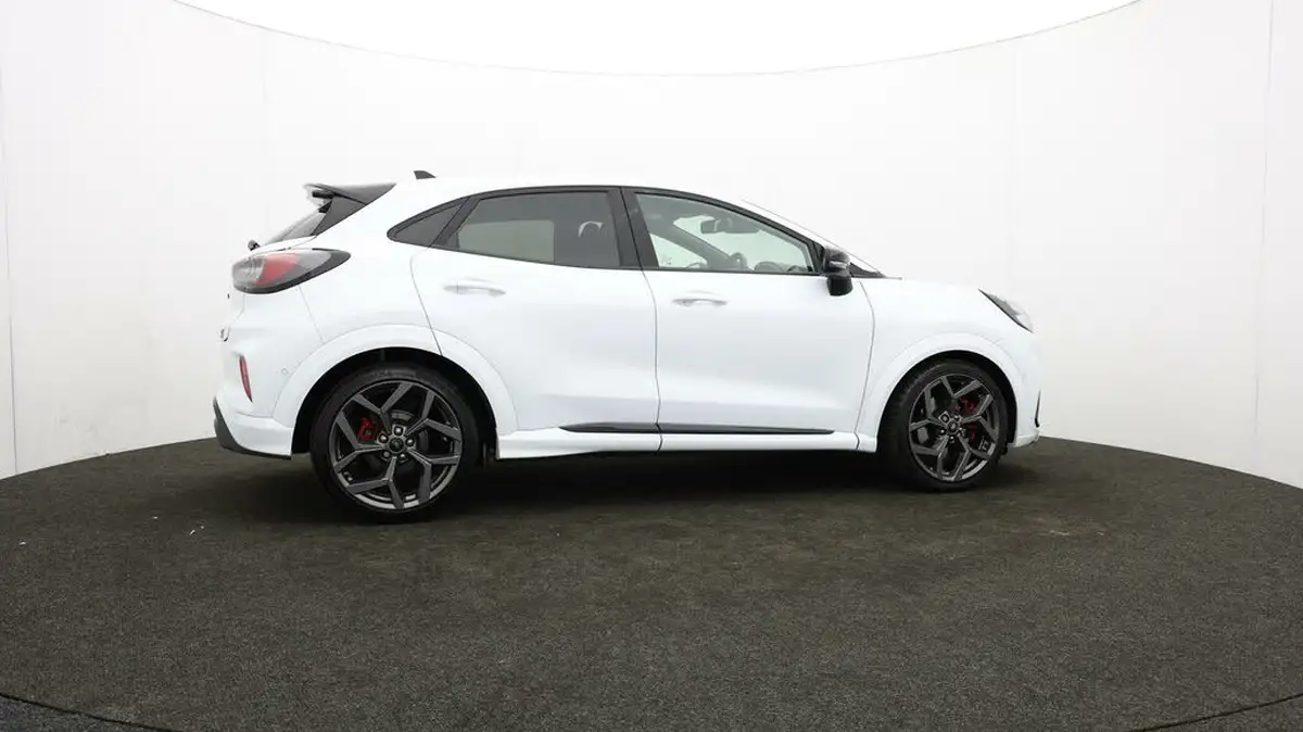2022-ford-puma-suv-15-st-big-37