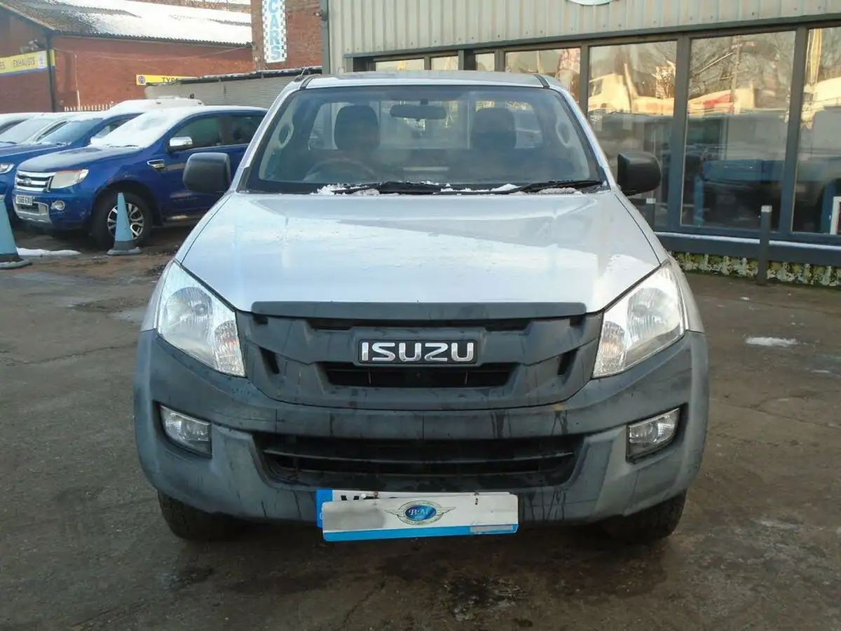 2012-isuzu-d-max-25td-4x4-single-pick-up-big-1