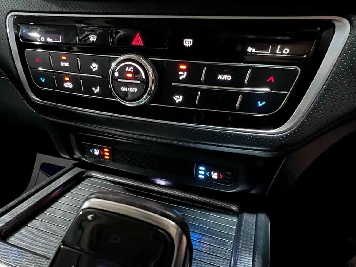 2021-kgm-ssangyong-rexton-22td-ultimate-202ps-auto-big-9