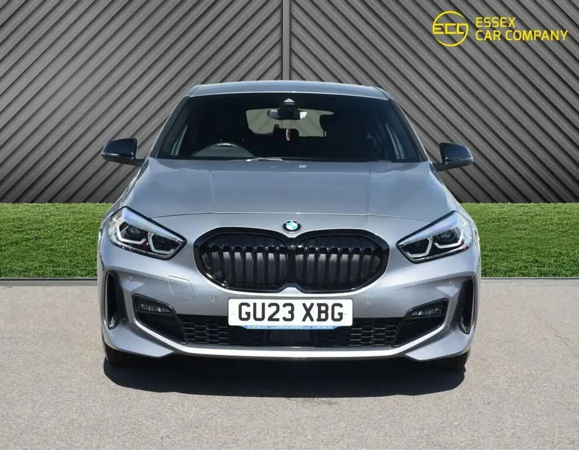 2023-bmw-1-series-15-118i-m-sport-lcp-dct-big-7