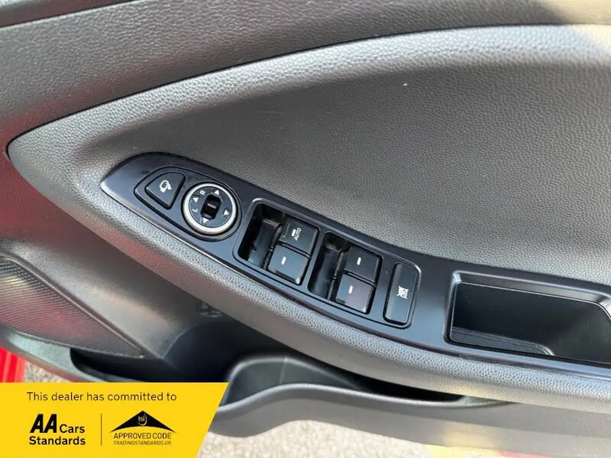 2019-hyundai-i20-10-t-gdi-premium-nav-isg-hatchback-5d-big-8