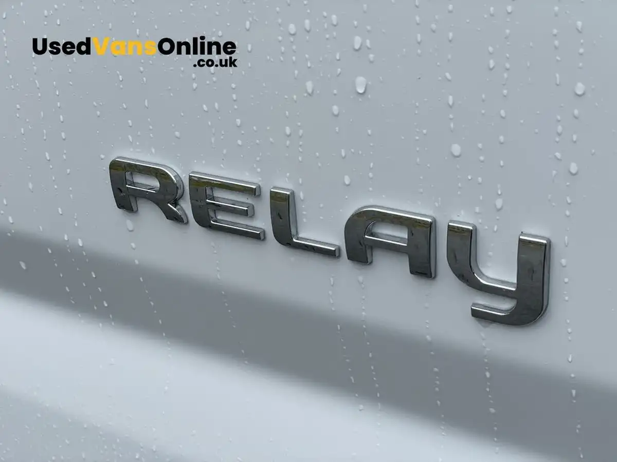 2024-citroen-relay-22bluehdi-35-l3h2-enterprise-edition-panel-big-31