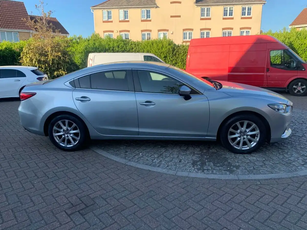 2015-mazda-mazda6-22td-se-l-nav-saloon-4d-big-29