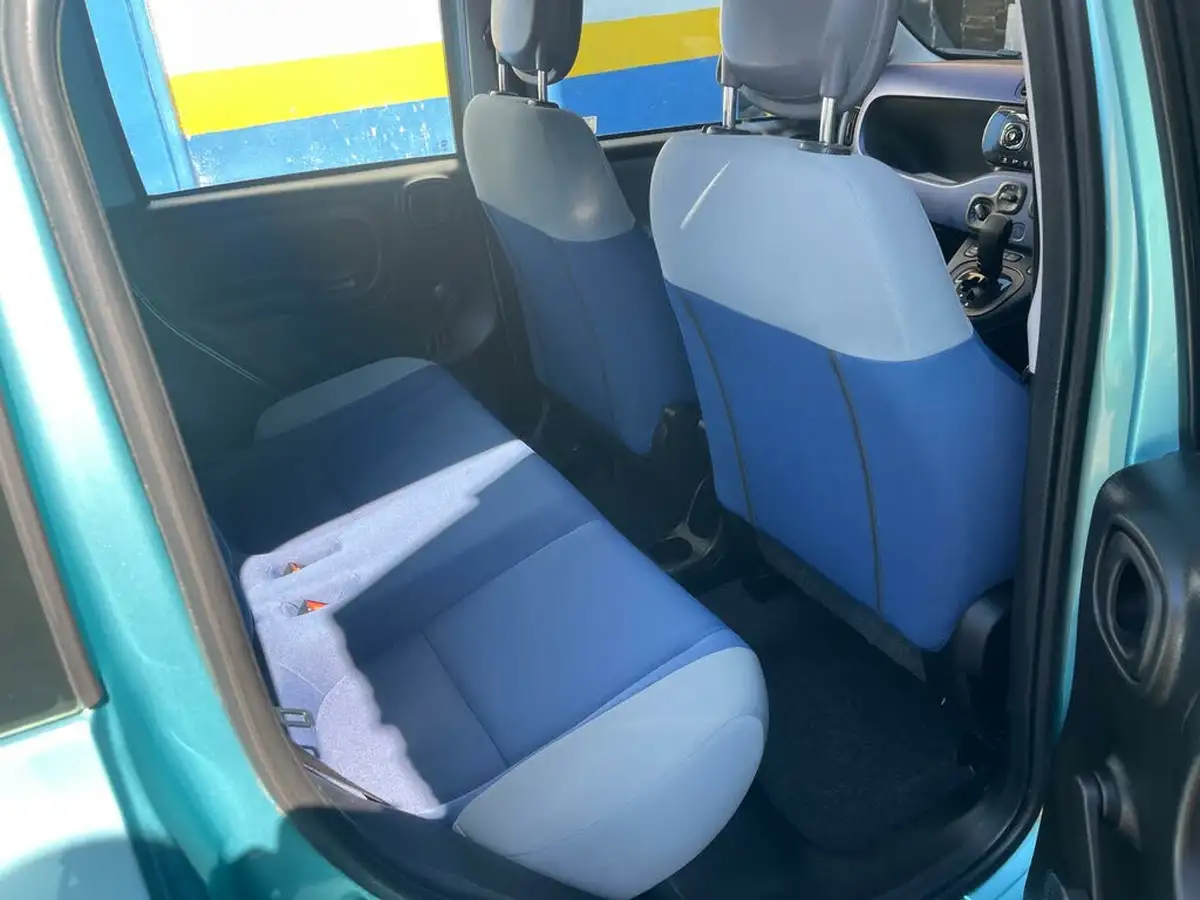 2015-fiat-panda-09-lounge-ss-dualogic-big-20