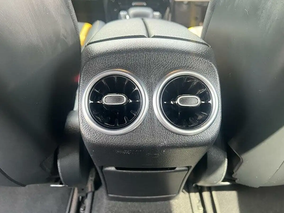 2020-mercedes-benz-a-class-20-a45-s-amg-big-28