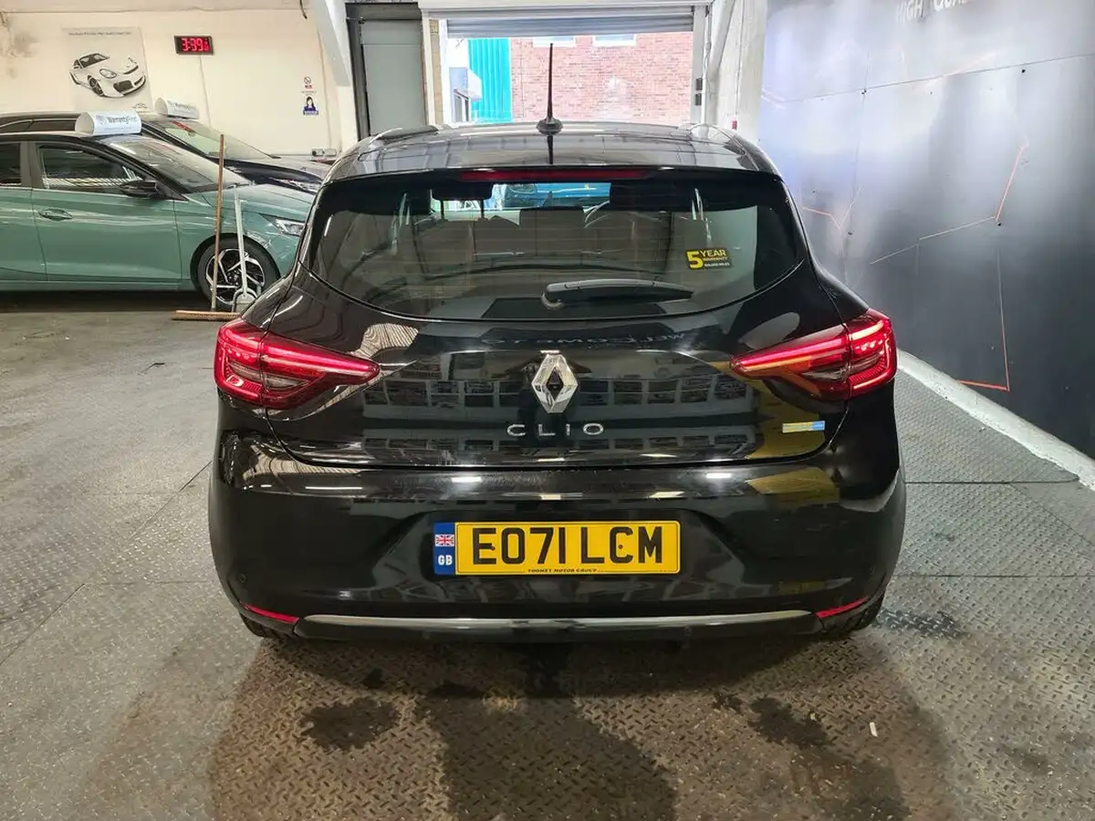 2021-renault-clio-16-s-edition-big-3