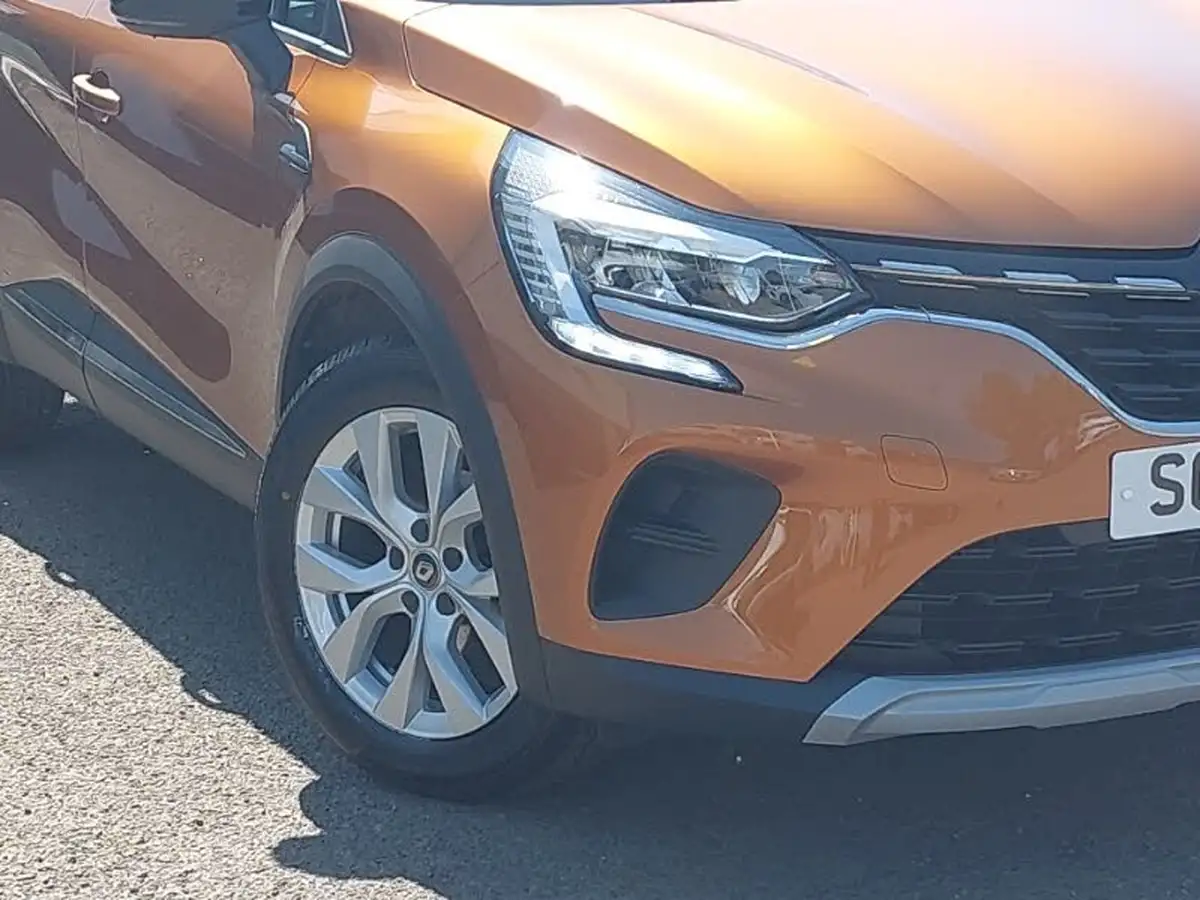 2021-renault-captur-10-tce-iconic-90ps-big-8
