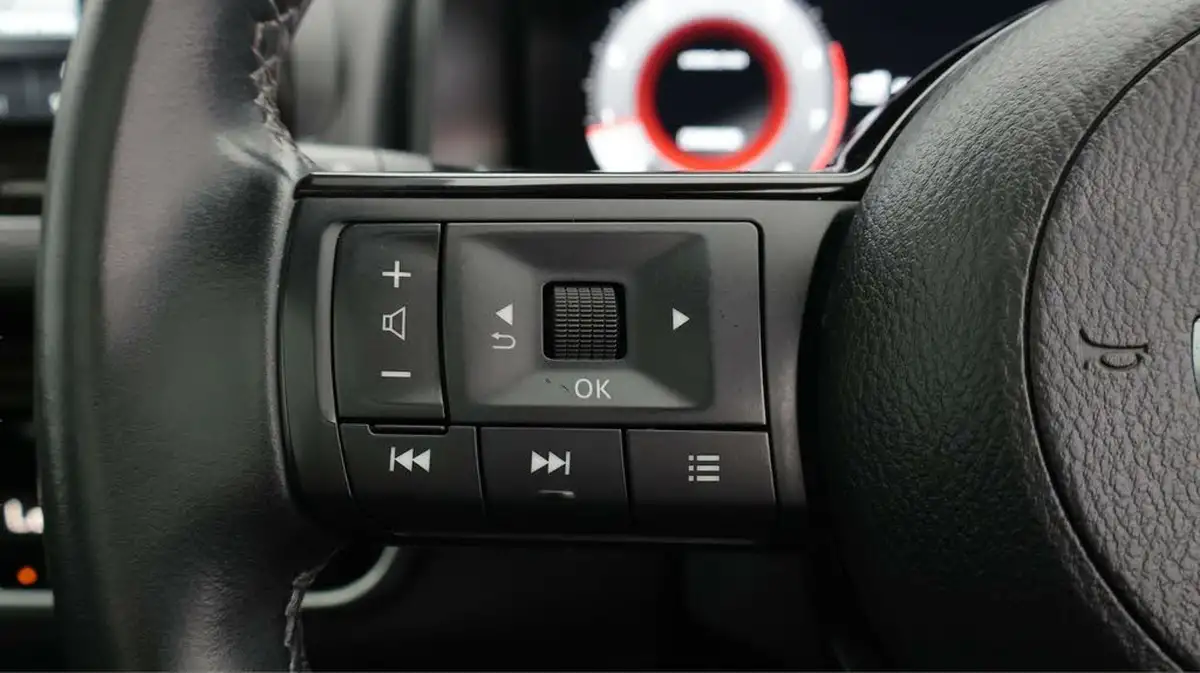 2022-nissan-qashqai-13-dig-t-n-connecta-140ps-big-23