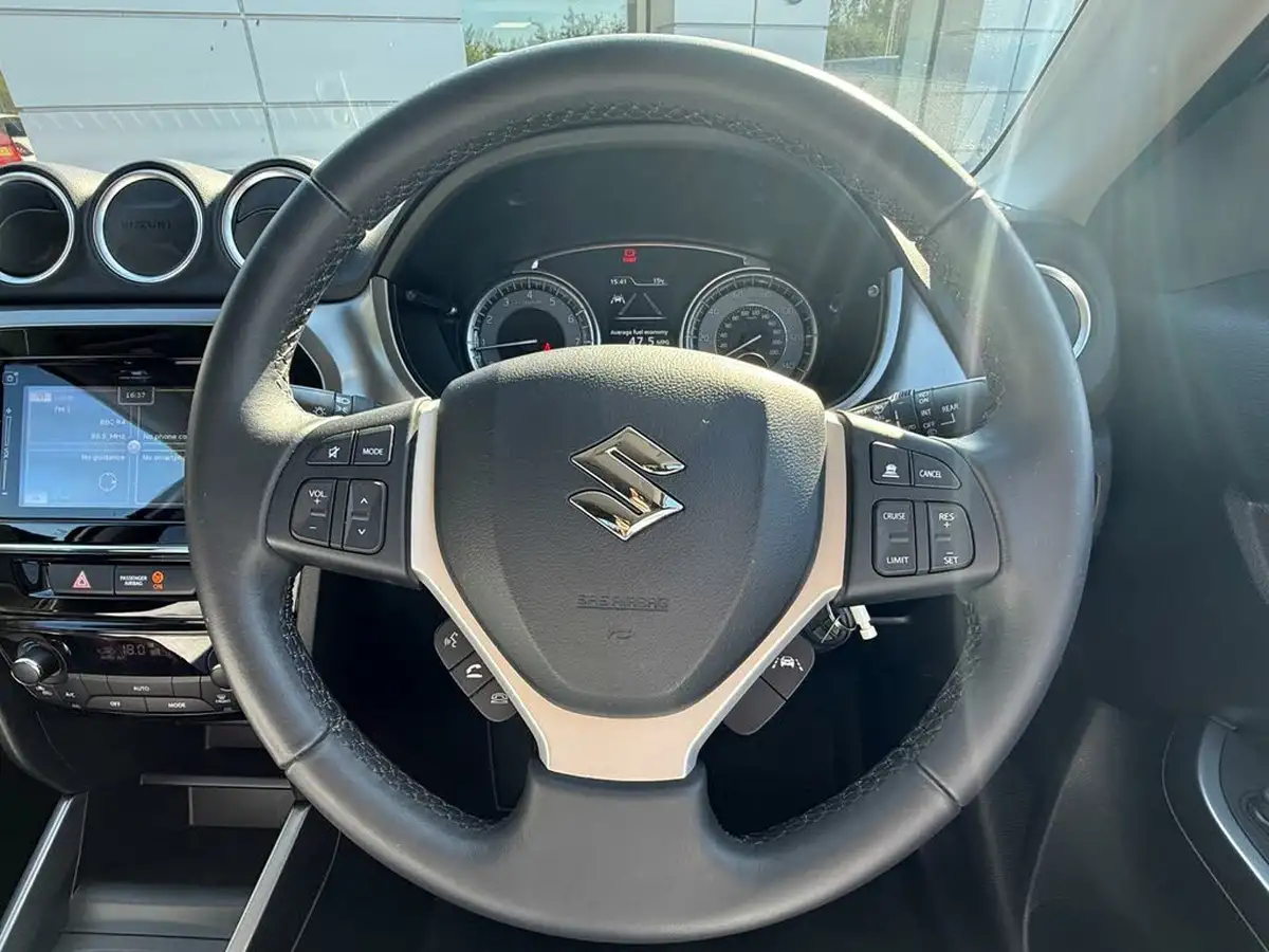 2023-suzuki-vitara-14-boosterjet-sz-t-big-25