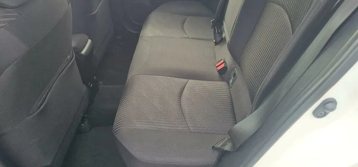 2019-toyota-prius-18-vvt-i-business-edition-plus-cvt-big-17