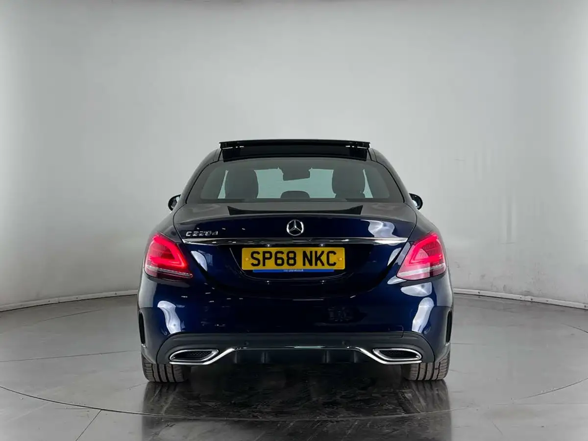 2018-mercedes-benz-c-class-20d-c220d-amg-line-premium-plusss-saloon-4d-big-8