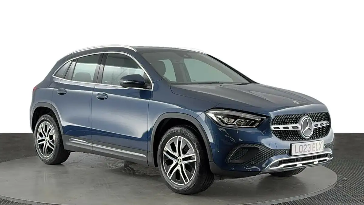 2023-mercedes-benz-gla-class-13-gla-200-sport-executive-station-wagon-big-1
