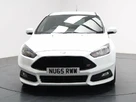 2015-ford-focus-20tdci-st2-hatchback-small-4