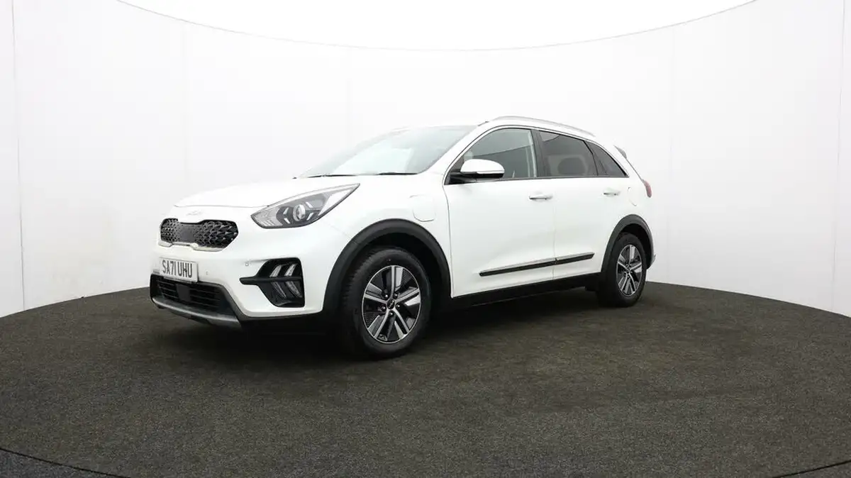 2021-kia-niro-16-gdi-phev-3-42in-cluster-big-62