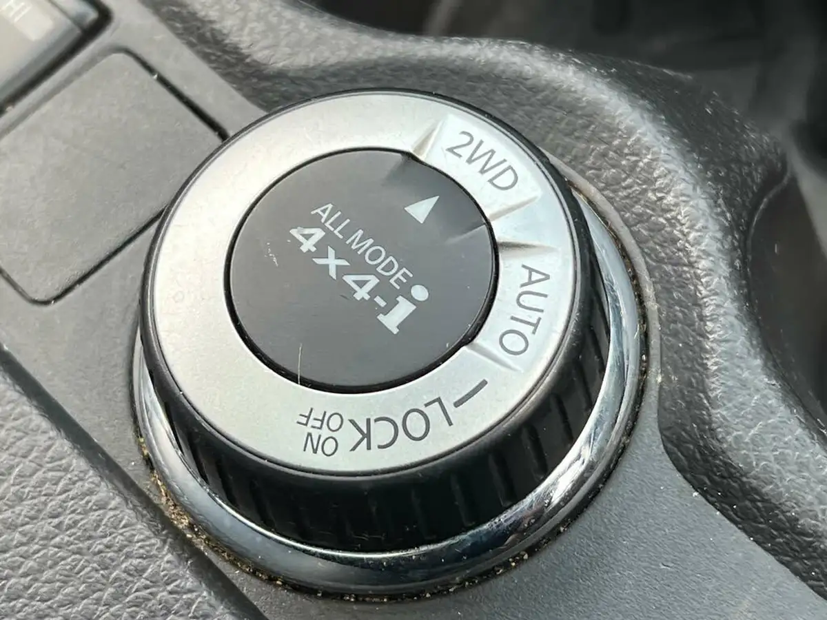 2017-nissan-x-trail-20dci-tekna-4x4-big-23