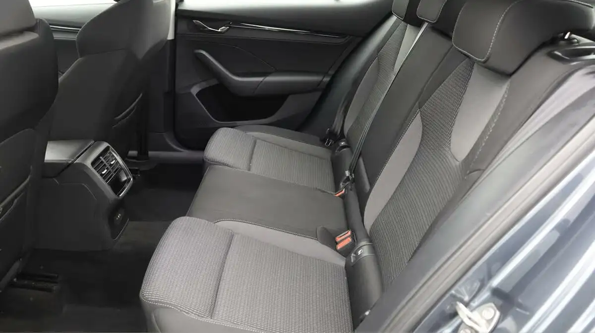 2020-skoda-octavia-15-tsi-se-technology-act-hatchback-big-15