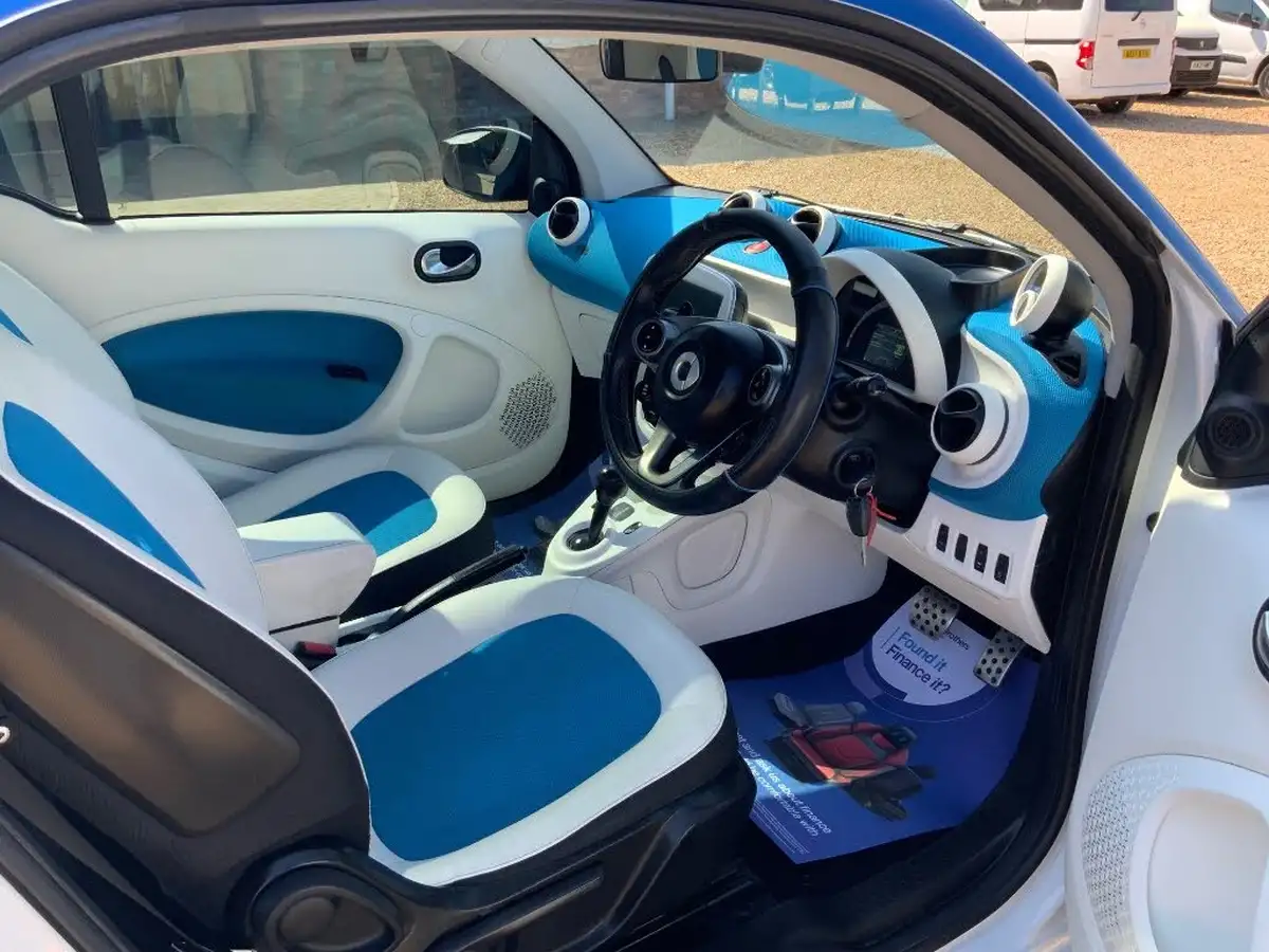 2016-smart-fortwo-10-proxy-premiumss-coupe-twinamic-big-7