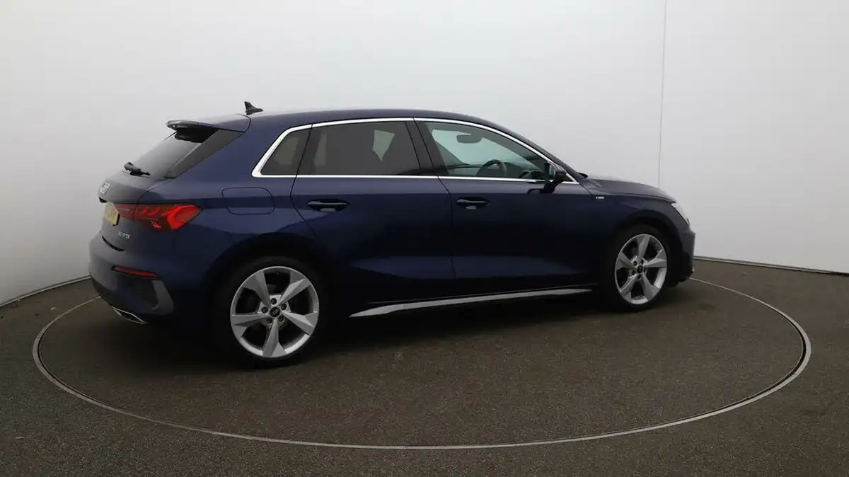 2023-audi-a3-15-35-tfsi-s-line-sportback-5d-big-50