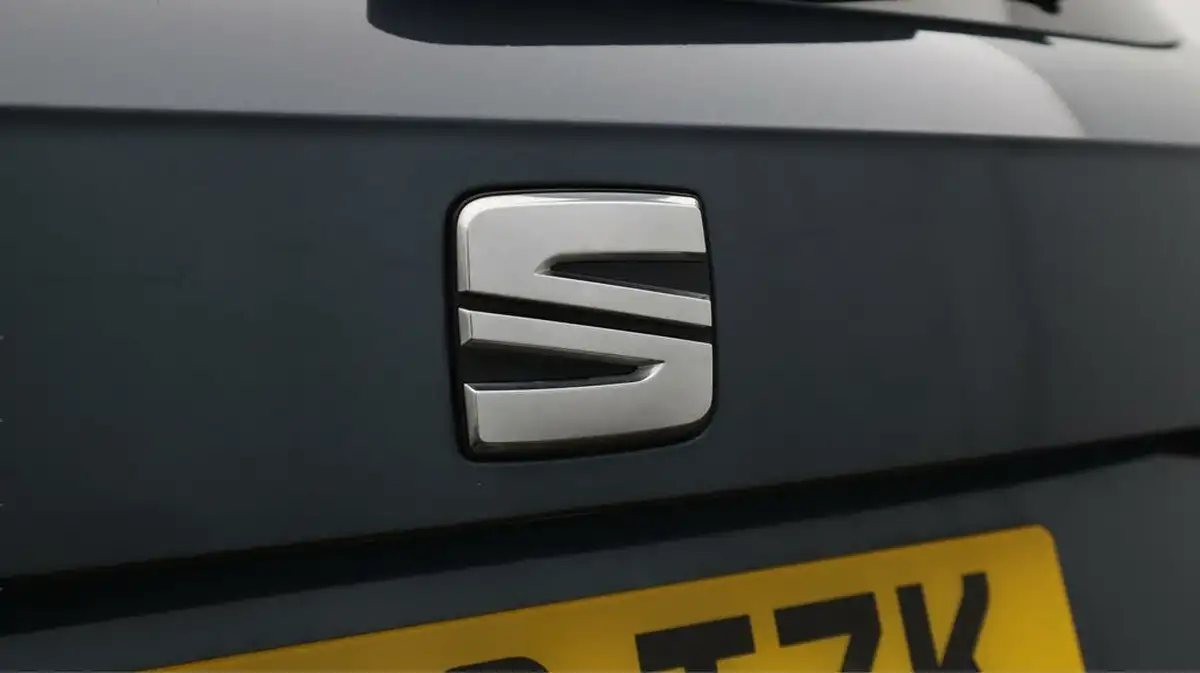 2022-seat-arona-10-tsi-fr-sport-big-21