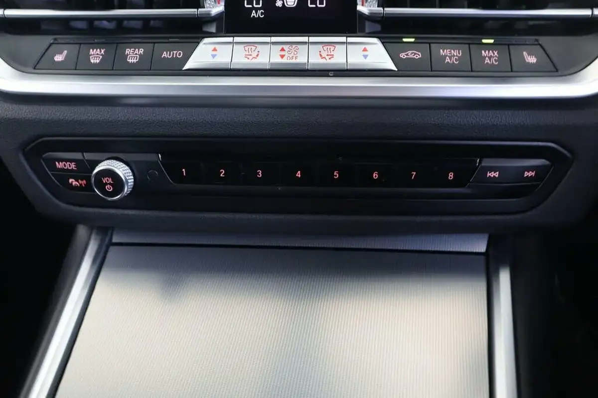 2021-bmw-3-series-20-330e-m-sport-tech-packpro-pack-saloon-4d-big-31